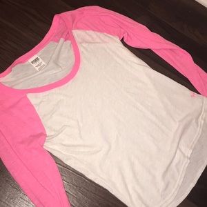 PINK Victoria’s Secret long sleeve baseball tee